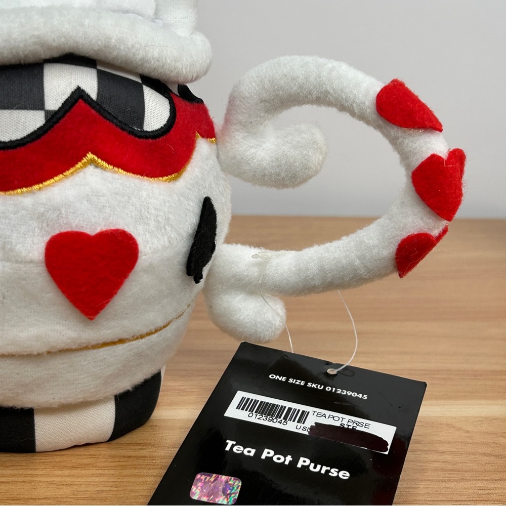 Spirit Halloween Tea Pot Purse Plush Red White Black Novelty Bag Hearts Spade - Picture 16 of 16